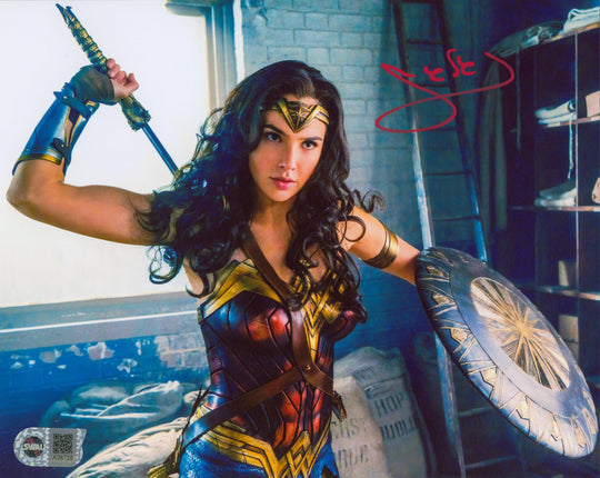 Gal Gadot Signed 8x10 Photo - SWAU Authenticated